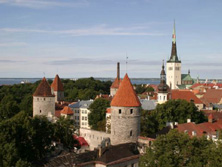 Nordeuropa, Estland: Naturparadies im Baltikum - Blick auf die Dcher von Tallin